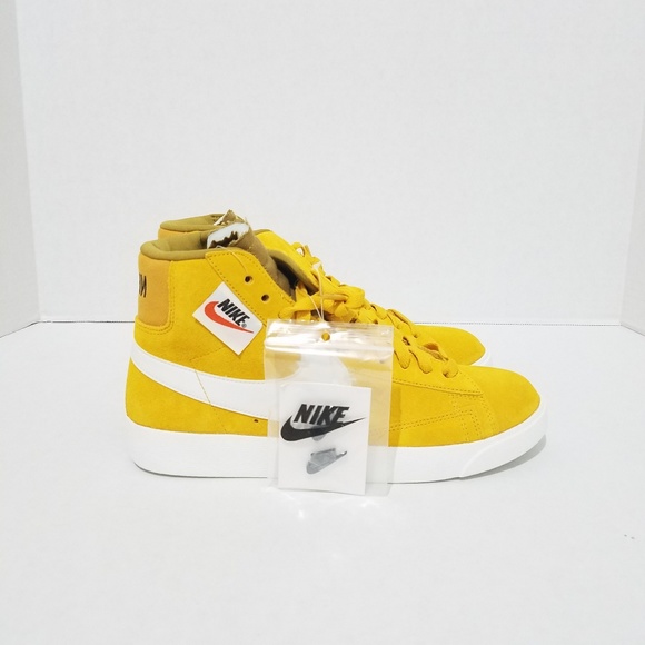 NEW NIKE WOMENS BLAZER MID REBEL BQ4022 700 YELLOW - Picture 2 of 6